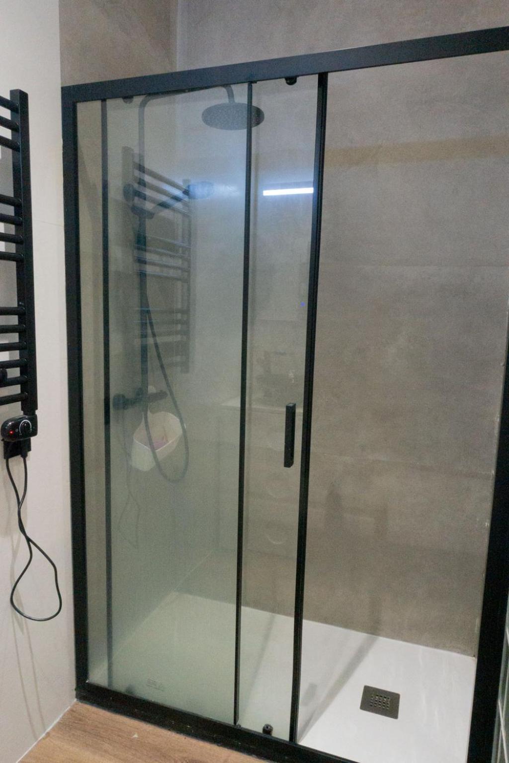 Hortaleza 4, Preciso Estudio En Chueca Junto A La Gran Via De Madrid Ngoại thất bức ảnh