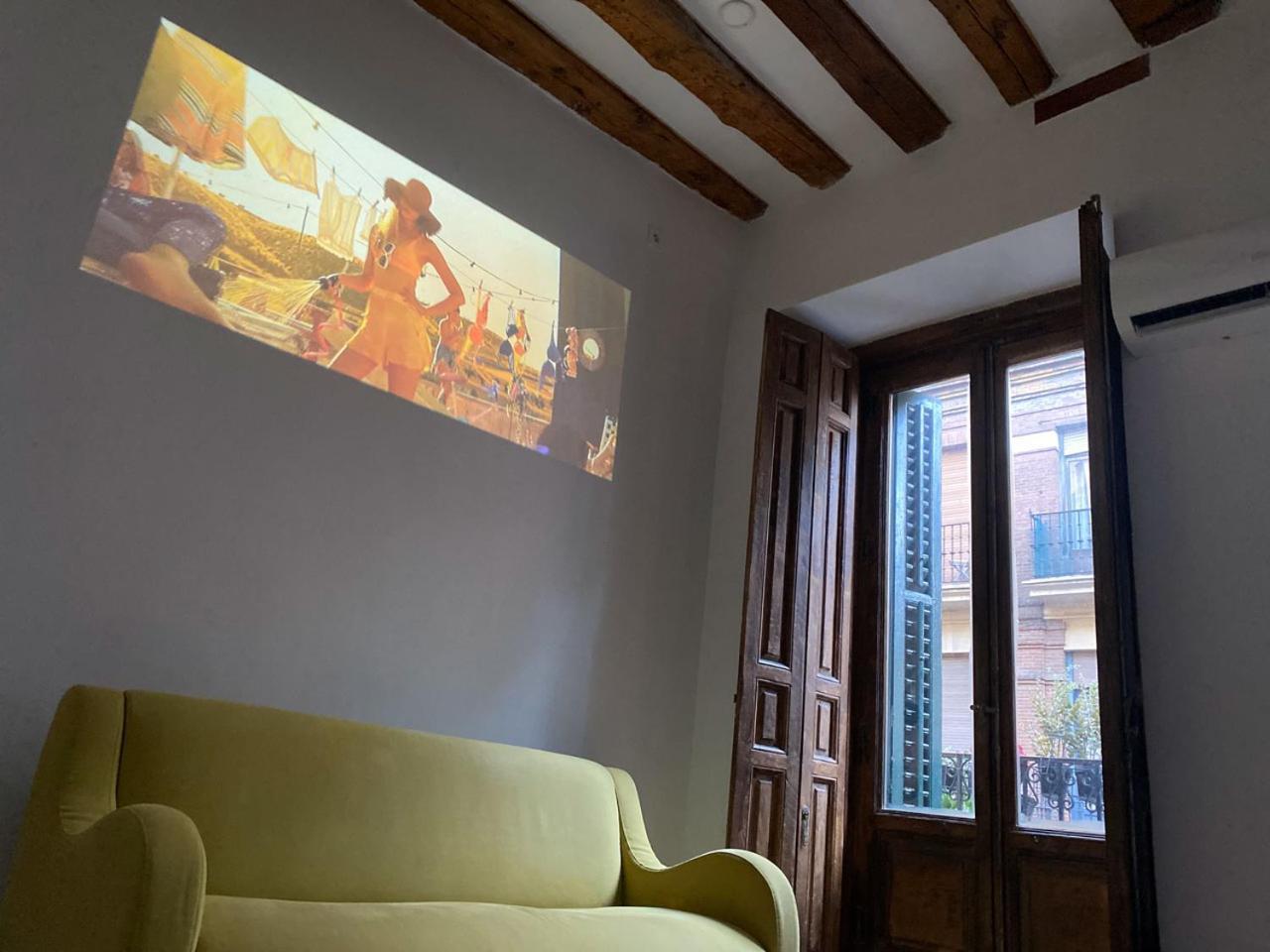 Hortaleza 4, Preciso Estudio En Chueca Junto A La Gran Via De Madrid Ngoại thất bức ảnh