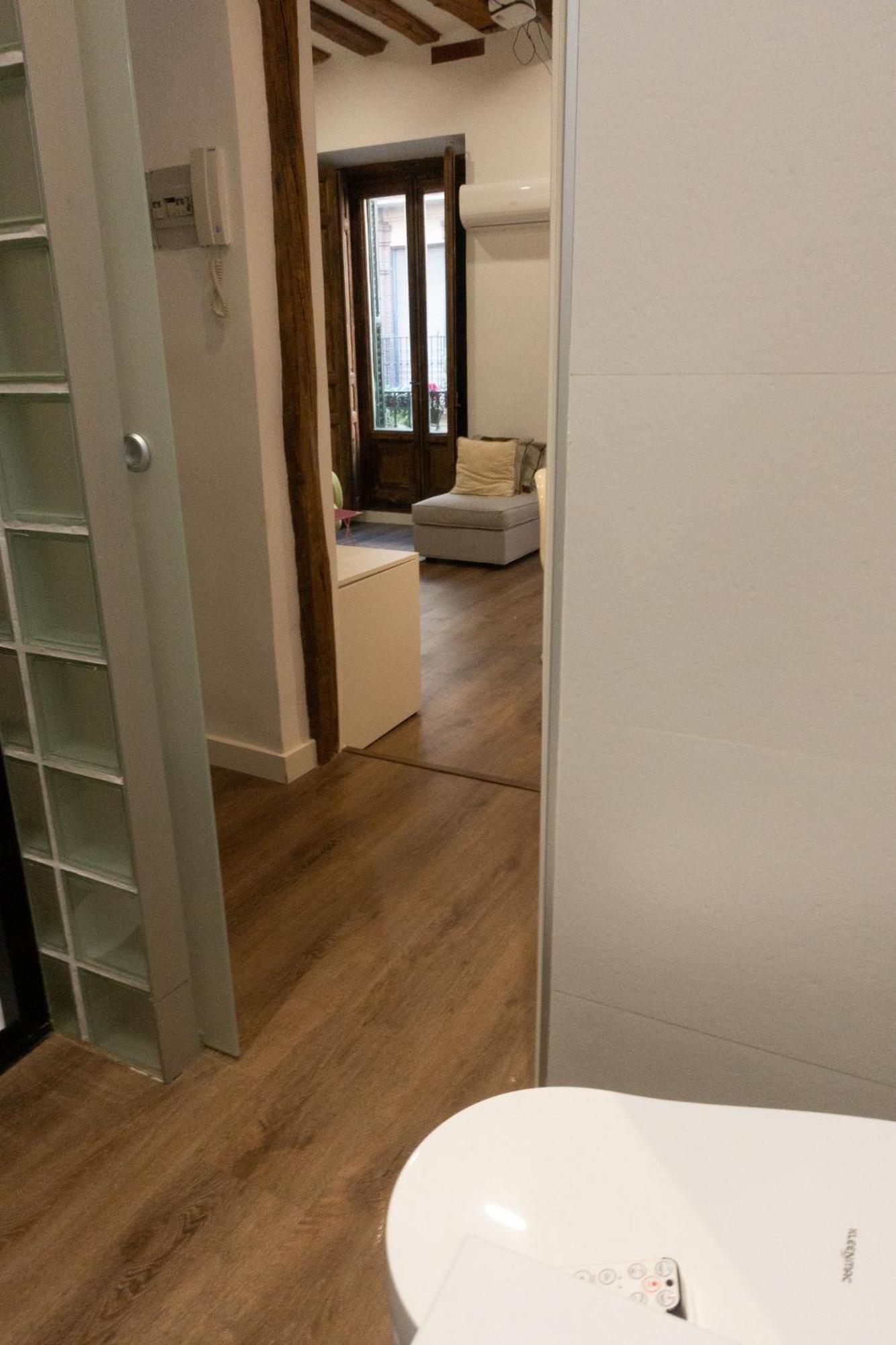 Hortaleza 4, Preciso Estudio En Chueca Junto A La Gran Via De Madrid Ngoại thất bức ảnh